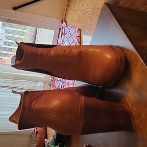 Leather heel boots